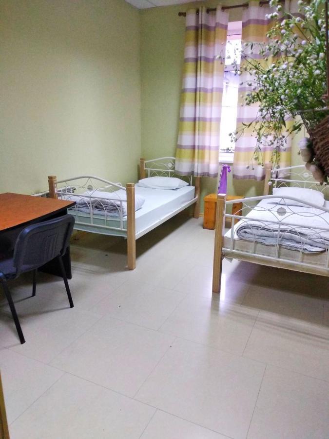 Freedom Hostel Uzhhorod Bagian luar foto