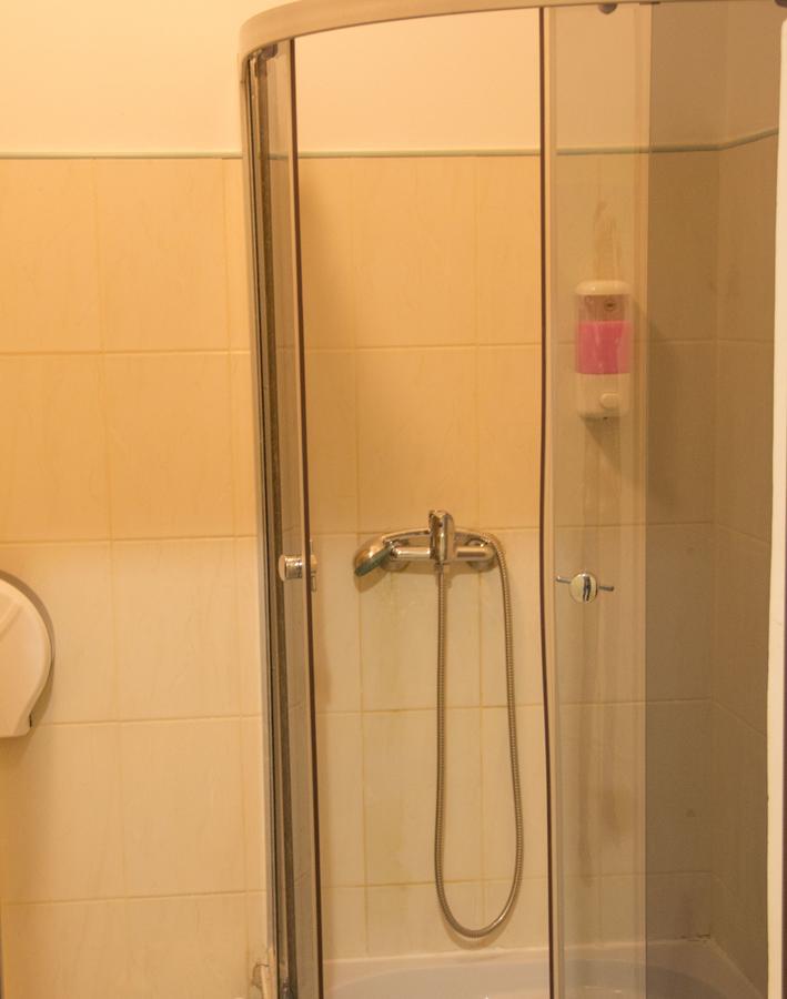 Freedom Hostel Uzhhorod Bagian luar foto