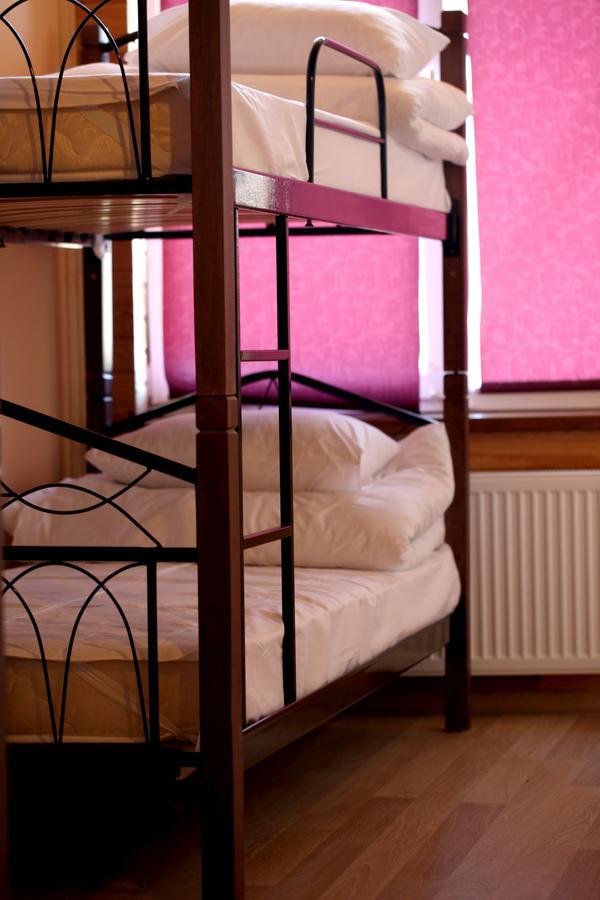 Freedom Hostel Uzhhorod Bagian luar foto
