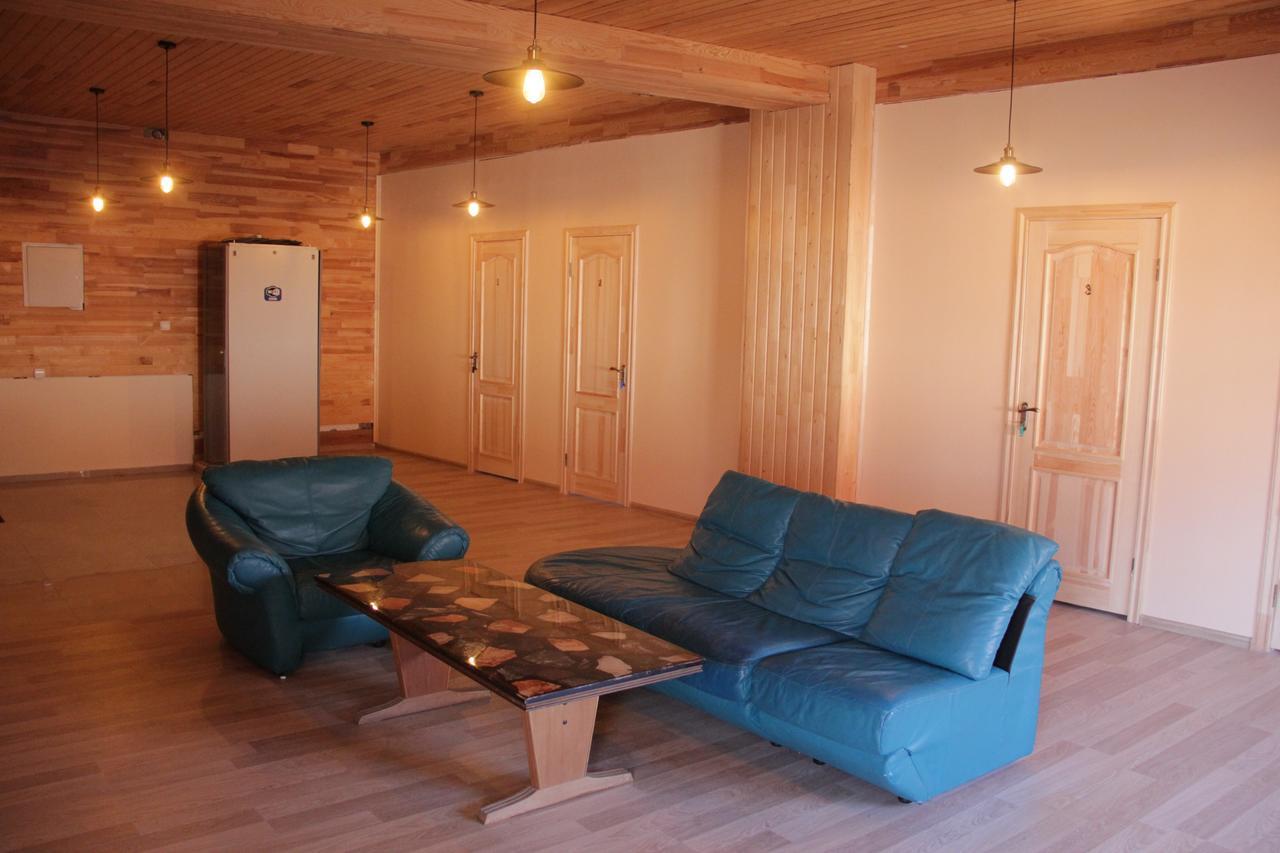 Freedom Hostel Uzhhorod Bagian luar foto